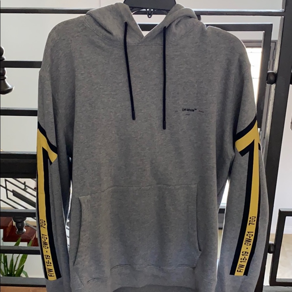 Off white sweater size large